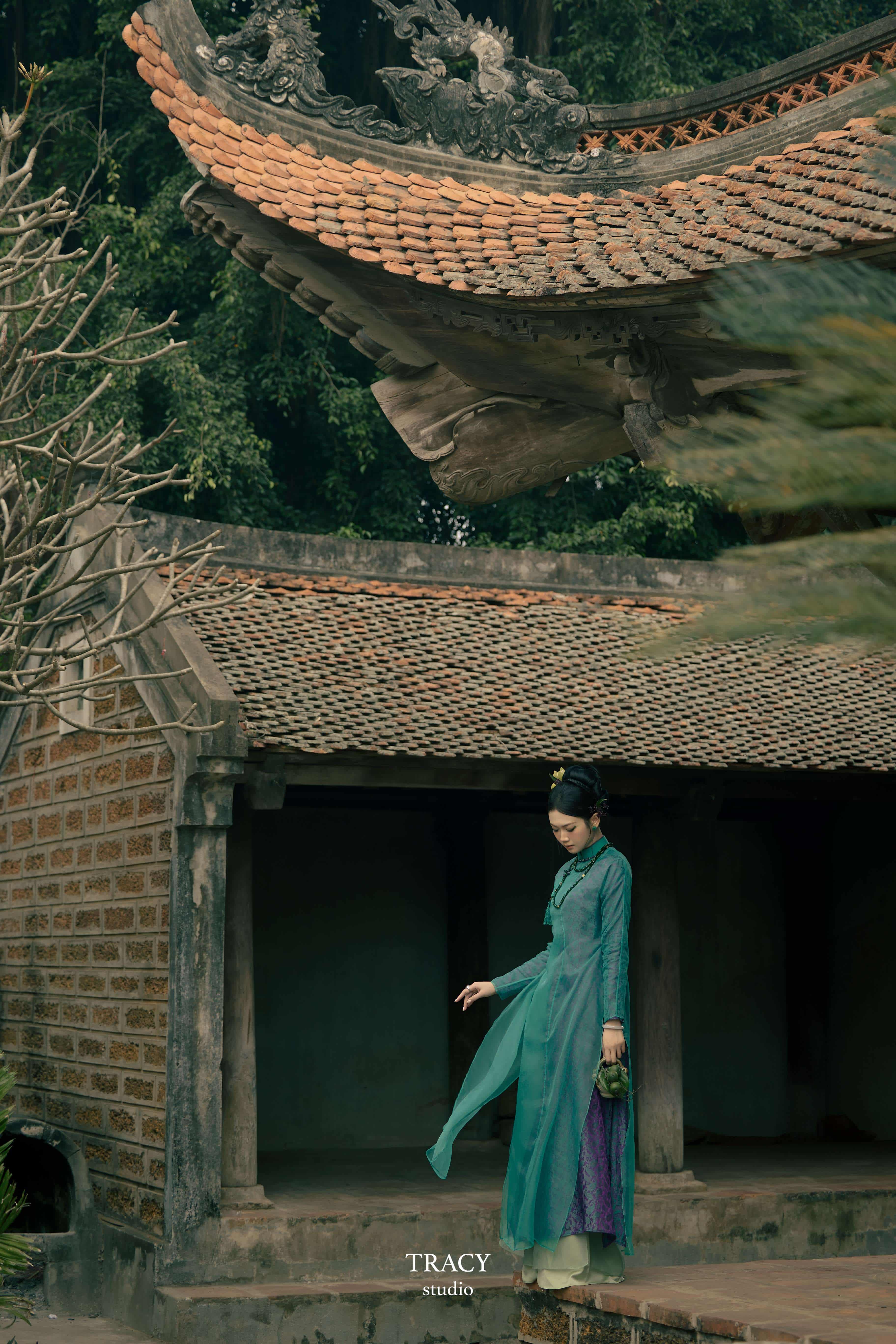 frontend/img/gallery/anh-tet-yem-ao-dai/tracy-studio-chup-ao-dai-anh-thu (2).jpg